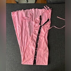 Long dress with slit on one side, backless ruched back, no tag-fits small